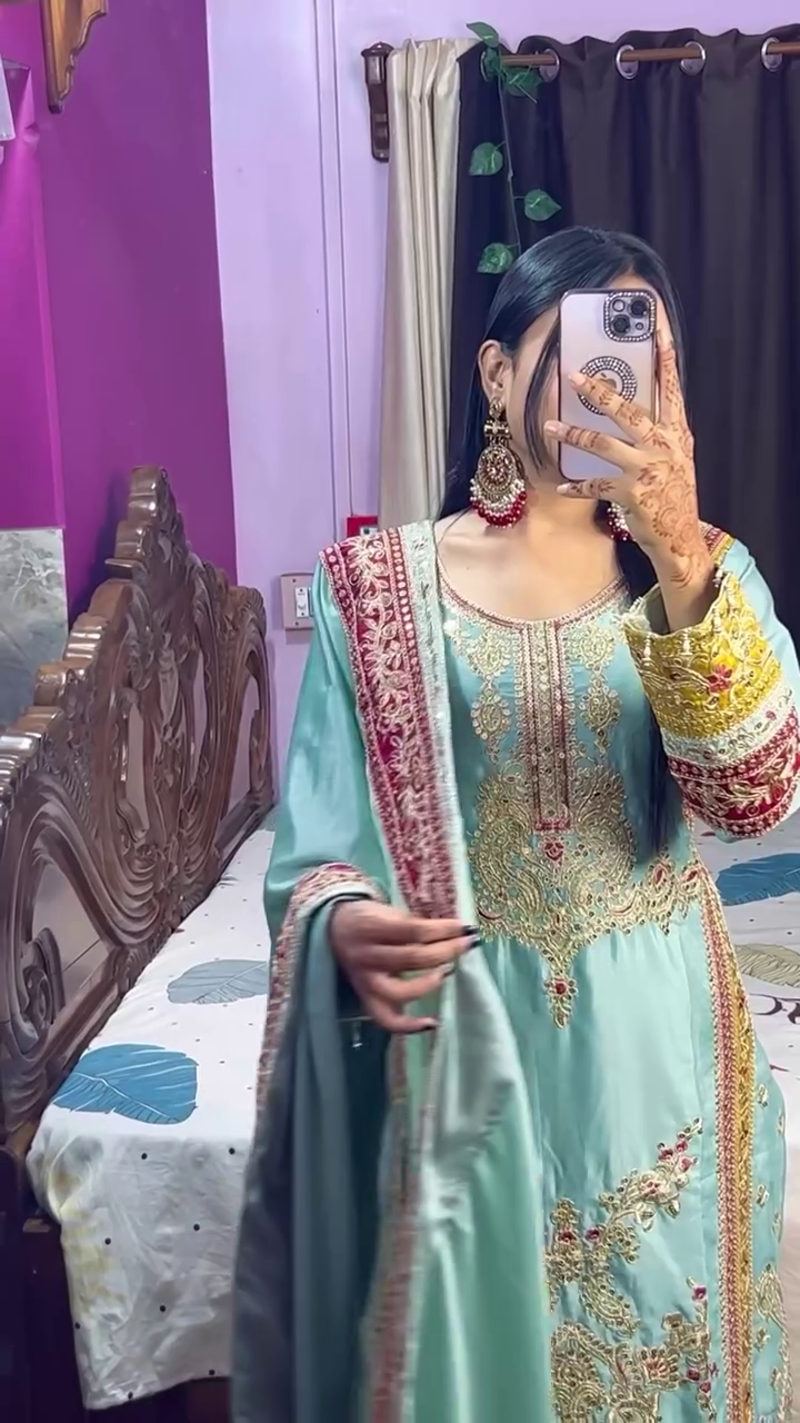 Bottle Green Georgette Kurta with Heavy Cream Thread Embroidery and Matching Dupatta - Elegant Ethnic Ensemble - Image 6