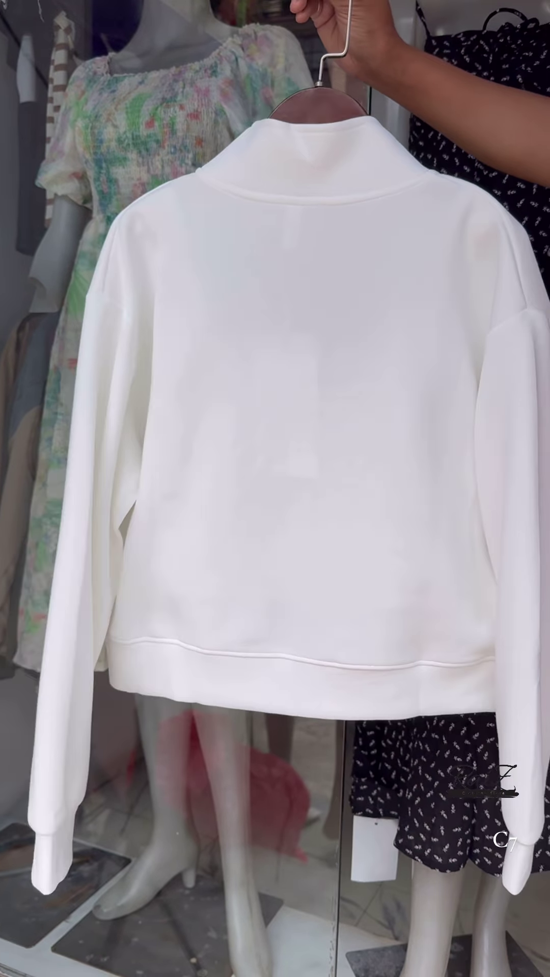 Cocoa Brown Full-Zip Cropped Hoodie with Fleece Lining and Minimalist Logo Detail - Premium Winter Athleisure - Image 5