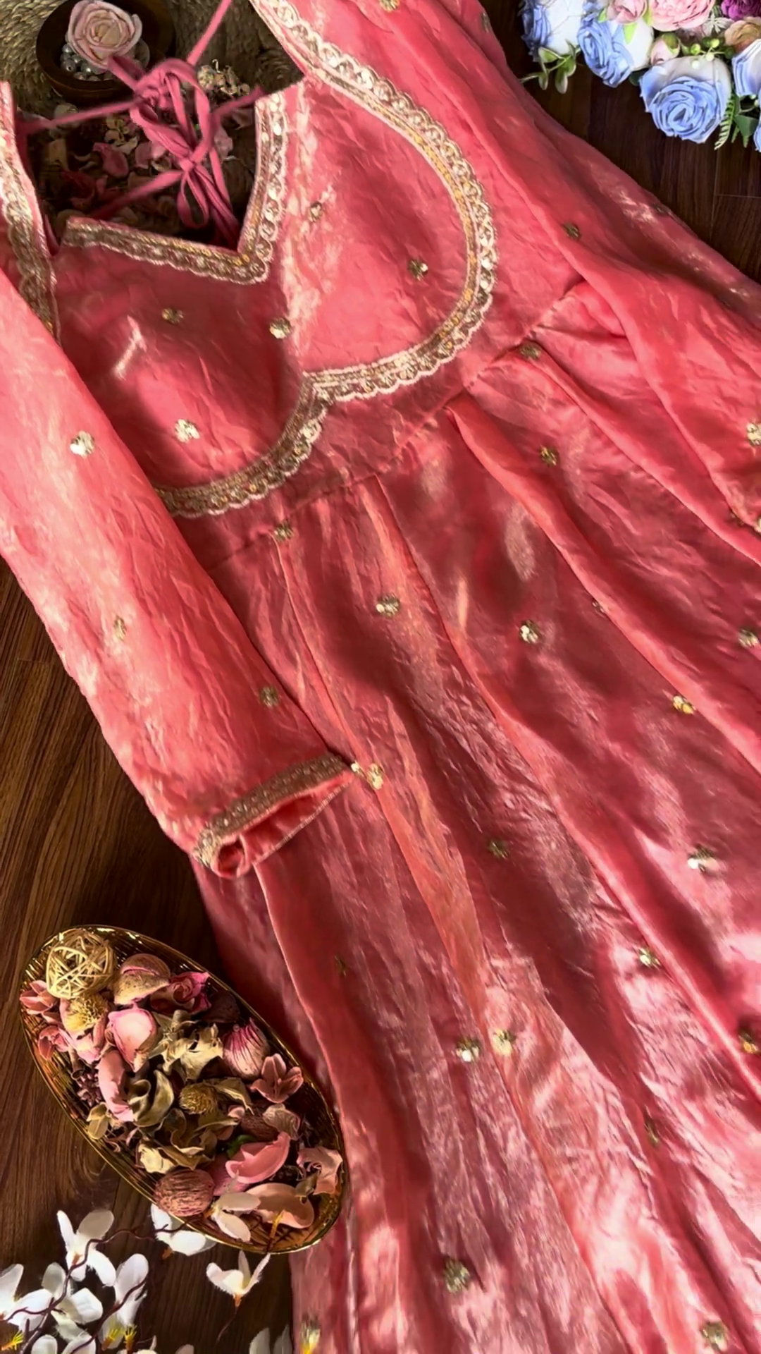 Ethereal Rose Pink Anarkali with Scalloped Zari Artistry - Image 3